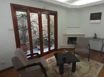 Casa · 510m² · 4 Quartos · 8 Vagas · Sobrado em Adalgisa, Osasco/SP de 510m² 4 quartos à venda por R$ 1.580.000,00
