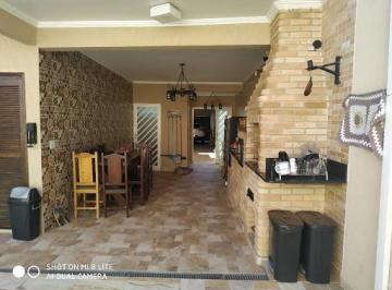 Casa · 233m² · 3 Quartos · 3 Vagas · Sobrado em Conjunto Residencial Inocoop, Caçapava/SP de 233m² 3 quartos à venda por R$ 850.000,00