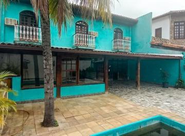 Casa · 288m² · 5 Quartos · 2 Vagas · Casa em Itaipu, Niterói/RJ de 288m² 5 quartos à venda por R$ 800.000,00