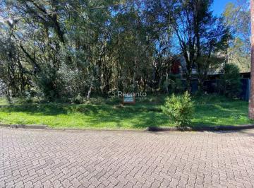 Terreno · 734m² · Terreno em Bosque Sinossera, Canela/RS de 734m² à venda por R$ 890.000,00