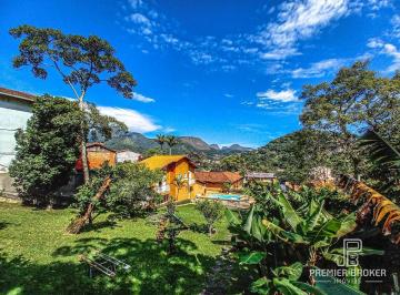 Casa · 345m² · 6 Quartos · 7 Vagas · Casa em Araras, Teresópolis/RJ de 345m² 6 quartos à venda por R$ 1.700.000,00