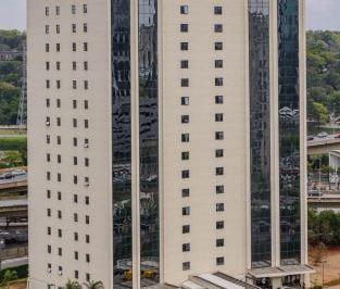 Comercial · 384m² · 7 Vagas · Imóvel Comercial em Vila Olímpia, São Paulo/SP de 384m² para locação R$ 21.120,00/mes