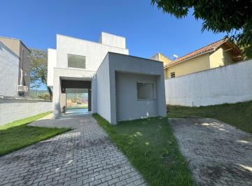 Casa · 121m² · 3 Quartos · 3 Vagas · Casa em Serra Grande, Niterói/RJ de 121m² 3 quartos à venda por R$ 800.000,00