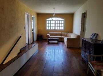 Casa · 320m² · 5 Quartos · Casa em Pendotiba, Niterói/RJ de 320m² 5 quartos à venda por R$ 1.100.000,00