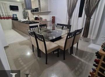 Casa · 700m² · 3 Quartos · 2 Vagas · Sobrado em Alves Dias, São Bernardo do Campo/SP de 700m² 3 quartos à venda por R$ 1.248.000,00