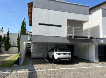 Casa · 238m² · 3 Quartos · 3 Vagas · Sobrado em Jardim Armênia, Mogi das Cruzes/SP de 238m² 3 quartos à venda por R$ 1.400.000,00