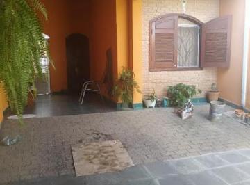 Casa · 377m² · 2 Quartos · 2 Vagas · Casa em Vila Santa Izabel, Caçapava/SP de 377m² 2 quartos à venda por R$ 395.000,00