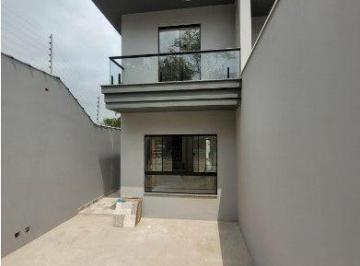 Casa · 70m² · 2 Quartos · 2 Vagas · Sobrado em Chácara Águas da Pedra, Itaquaquecetuba/SP de 70m² 2 quartos à venda por R$ 440.000,00