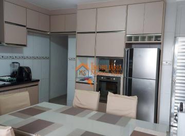 Casa · 250m² · 4 Quartos · 1 Vaga · Sobrado em Jardim Brasil, Guarulhos/SP de 250m² 4 quartos à venda por R$ 403.000,00
