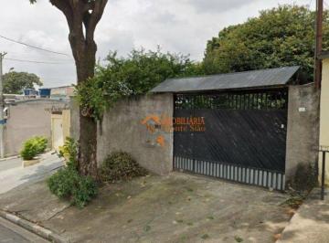 Casa · 200m² · 3 Quartos · 4 Vagas · Sobrado em Vila Barros, Guarulhos/SP de 200m² 3 quartos à venda por R$ 500.000,00