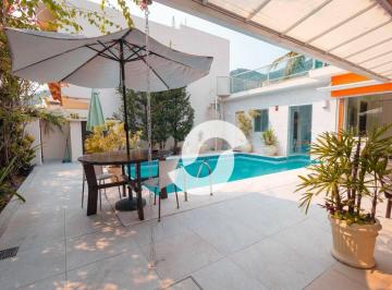 Casa · 400m² · 4 Quartos · 2 Vagas · Casa em São Francisco, Niterói/RJ de 400m² 4 quartos à venda por R$ 2.600.000,00