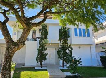 Casa · 250m² · 5 Quartos · 4 Vagas · Casa em Jurerê Internacional, Florianópolis/SC de 250m² 5 quartos à venda por R$ 5.500.000,00