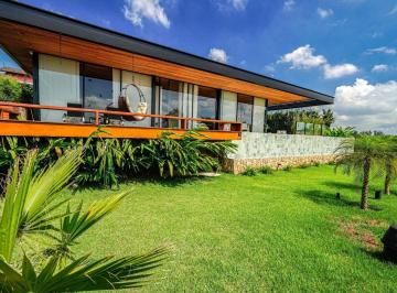 Casa · 265m² · 2 Quartos · 4 Vagas · Casa em bairros do Carmo (Canguera), São Roque/SP de 265m² 2 quartos à venda por R$ 2.400.000,00