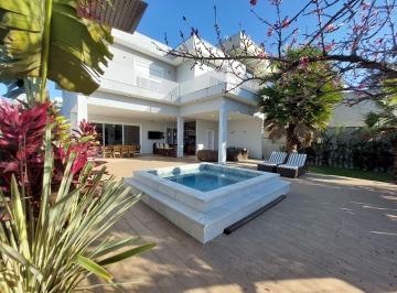 Casa · 410m² · 4 Quartos · 4 Vagas · Casa em Jardim do Golf I, Jandira/SP de 410m² 4 quartos à venda por R$ 2.950.000,00