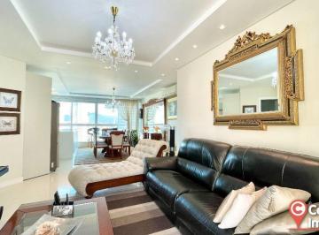 Apartamento · 133m² · 4 Quartos · 3 Vagas · Apartamento em Centro, Balneário Camboriú/SC de 133m² 4 quartos à venda por R$ 2.400.000,00