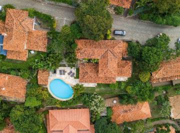 Casa · 241m² · 4 Quartos · 2 Vagas · Casa em Ferradura, Armação dos Búzios/RJ de 241m² 4 quartos à venda por R$ 4.500.000,00