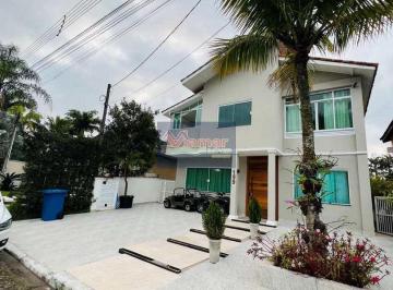 Casa · 210m² · 6 Quartos · 3 Vagas · Casa em Balneário Praia do Pernambuco, Guarujá/SP de 210m² 6 quartos à venda por R$ 2.200.000,00 ou 