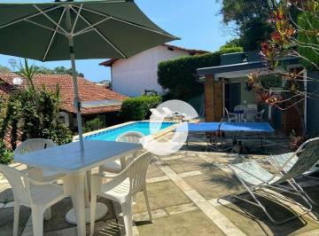 Casa · 440m² · 5 Quartos · 4 Vagas · Casa em Pendotiba, Niterói/RJ de 440m² 5 quartos à venda por R$ 2.600.000,00