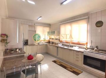 Casa 562m² Venda Capoeiras · Casa em Capoeiras, Florianópolis/SC de 325m² 4 quartos à venda por R$ 3.500.000,00