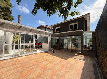 Casa · 262m² · 4 Quartos · 4 Vagas · Casa em Jardim Lambreta, Cotia/SP de 262m² 4 quartos à venda por R$ 1.880.000,00