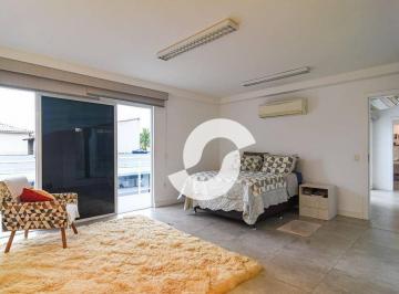 Casa · 385m² · 5 Quartos · 2 Vagas · Casa em Camboinhas, Niterói/RJ de 385m² 5 quartos à venda por R$ 4.300.000,00