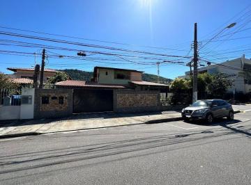 Casa · 600m² · 6 Quartos · 4 Vagas · Casa em São Francisco, Niterói/RJ de 600m² 6 quartos à venda por R$ 4.800.000,00