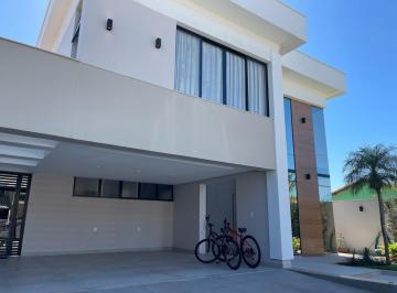 Casa · 340m² · 4 Quartos · 4 Vagas · Casa em Centro, Maricá/RJ de 340m² 4 quartos à venda por R$ 1.990.000,00