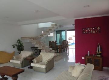 Casa · 372m² · 4 Quartos · Sobrado em Centro, Mogi das Cruzes/SP de 372m² 4 quartos à venda por R$ 1.900.000,00