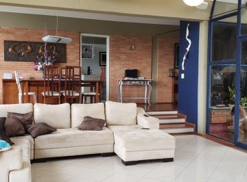 Casa · 358m² · 3 Quartos · 6 Vagas · Casa em bairros do Carmo (Canguera), São Roque/SP de 358m² 3 quartos à venda por R$ 2.300.000,00