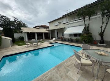 Casa · 360m² · 6 Quartos · 4 Vagas · Casa em Itaipu, Niterói/RJ de 360m² 6 quartos à venda por R$ 2.800.000,00