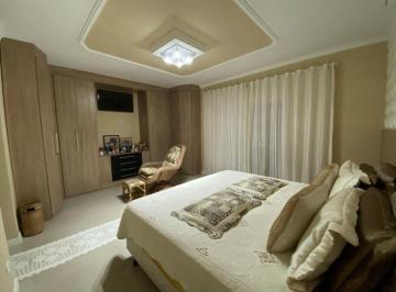 Casa · 300m² · 5 Quartos · 4 Vagas · Imoveis - no Solemar