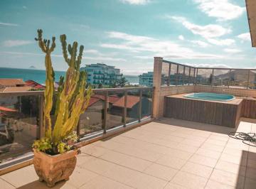 Apartamento · 219m² · 3 Quartos · 2 Vagas · Cobertura em Piratininga, Niterói/RJ de 219m² 3 quartos à venda por R$ 2.250.000,00