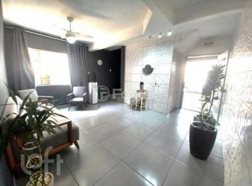 bb2469b2 · Casa, 4 dormitórios, 408 m², em Navegantes