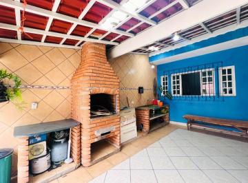 ea305c14-cc97-4538-84ca-fd586e46f436 · Confortável casa de vila para venda em Jardim Mauá com 3 quartos, sendo 1 suíte, 175m²