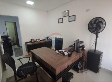 Comercial · 30m² · 1 Quarto · Espaço Comercial em Guarulhos: Ótimo Investimento