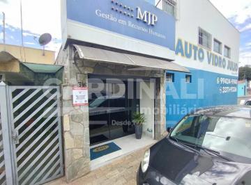 Comercial · 106m² · Imóvel comercia próximo ao supermercado Savegnago
