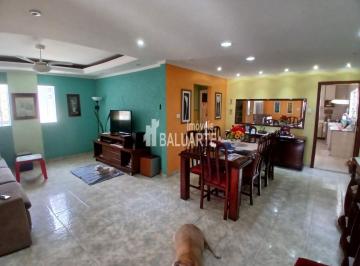 Casa · 232m² · 3 Quartos · 3 Vagas · Terreno na Vila Santa Catarina - São Paulo / SP