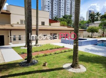 Casa · 500m² · 4 Quartos · 4 Vagas · Casa com 828m² no Morumbi com 4 suítes, sala com 03 ambientes e 04 vagas.