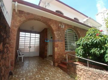 Casa · 200m² · 3 Quartos · 1 Vaga · Sobrado à venda em Mirandópolis com 3 quartos em terreno de 300m².
