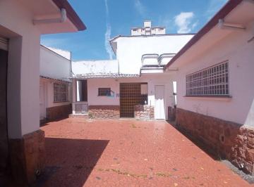 Casa · 200m² · 3 Quartos · 1 Vaga · Sobrado à venda em Mirandópolis com 3 quartos em terreno de 300m².