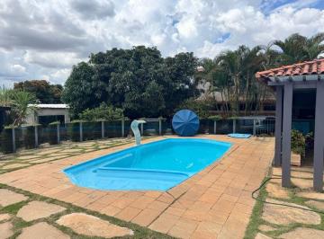 Casa · 470m² · 5 Quartos · 5 Vagas · Casa de Condomínio 5 Quartos, 3 Suítes, 5 Vagas de Garagem Cobertas e Área de Lazer Privada à Venda
