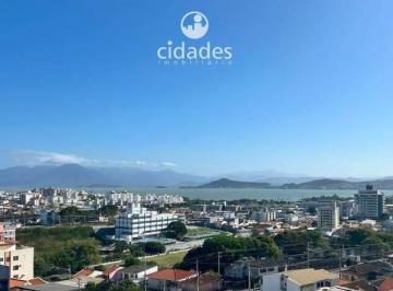 Apartamento · 73m² · 2 Quartos · 1 Vaga · Apartamento de 2 dormitórios, sendo 1 suíte. Localização privilegiada e vista para o mar!