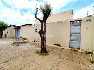 Casa · 180m² · 1 Quarto · 2 Vagas · Casa Residencial à venda, no bairro Vermelha, Teresina/PI