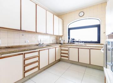Apartamento · 350m² · 4 Quartos · 4 Vagas · Apartamento tipo para venda com 4 quartos, sendo 2 suítes, 350m²