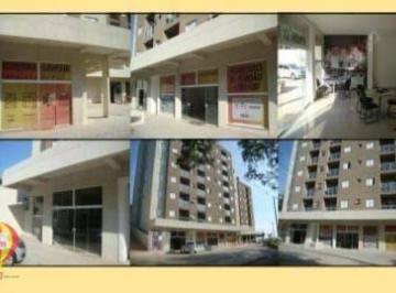 91f620b1bed8c3c376e172a14efbc31341a47668 · Loja comercial Edifício Mirante da Colina