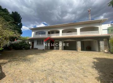Casa · 350m² · 5 Quartos · 4 Vagas · Casa em Rua Maria da Conceição de São José - Centro - Contagem/MG