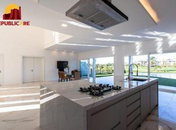 Casa · 388m² · 5 Quartos · 4 Vagas · Casa Condominio para Venda - 388m², 5 dormitórios, sendo 3 suites, 4 vagas - Ter