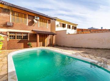 Casa · 200m² · 3 Quartos · 3 Vagas · Casa sobrado na zona norte de 3 dormitórios 3 vagas e piscina