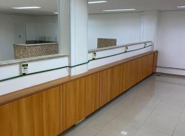 Comercial · 2680m² · 12 Vagas · Prédio Comercial com entradas pela contorno e tupis.