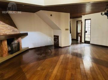 Casa · 334m² · 3 Quartos · 2 Vagas · Encantadora residência com 03 dormitórios sendo 01 suíte e piscina.